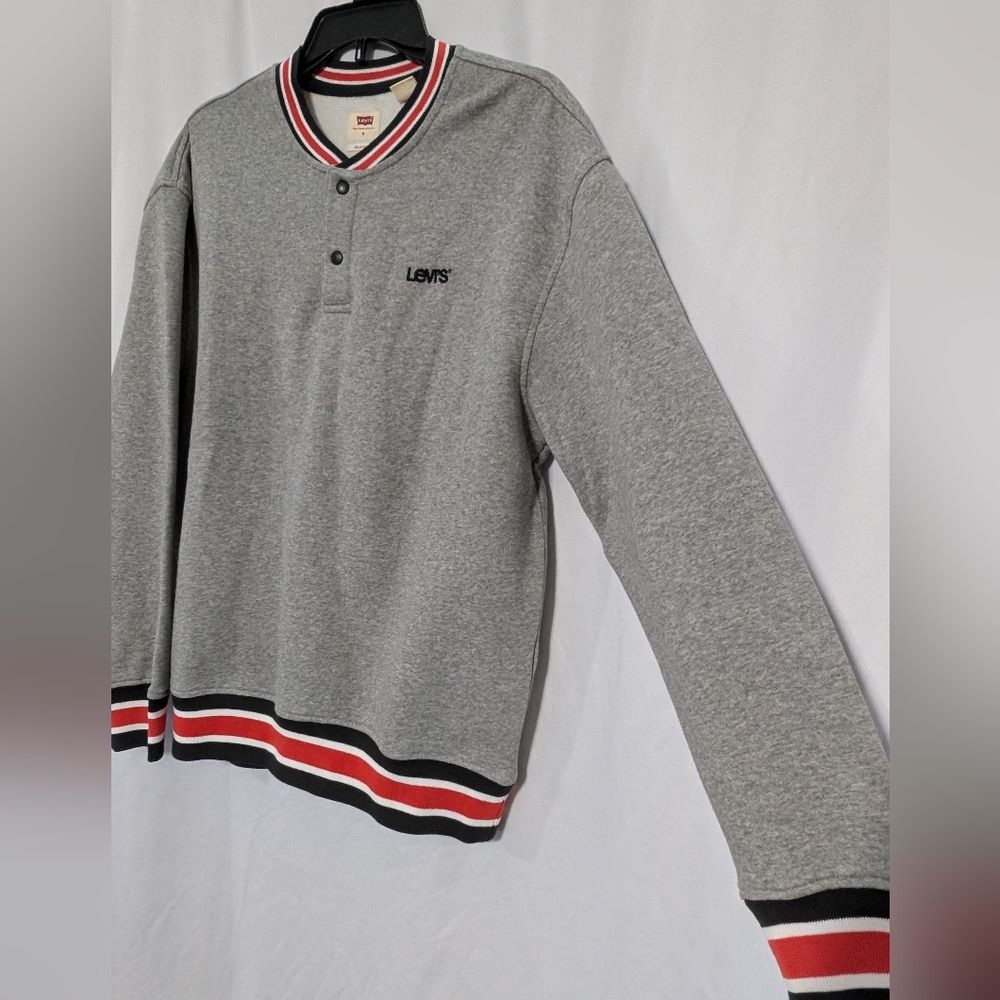 NWT Levi's Snap Crewneck Henley Embroidered Men's Grey Sweatshirt Size Medium - Picture 7 of 16